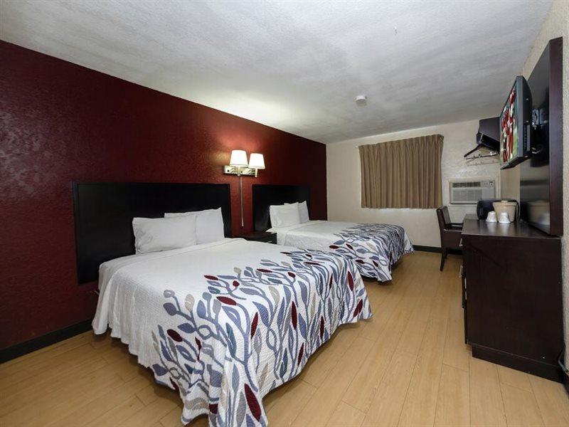 Red Roof Inn Jacksonville - Cruise Port Kültér fotó