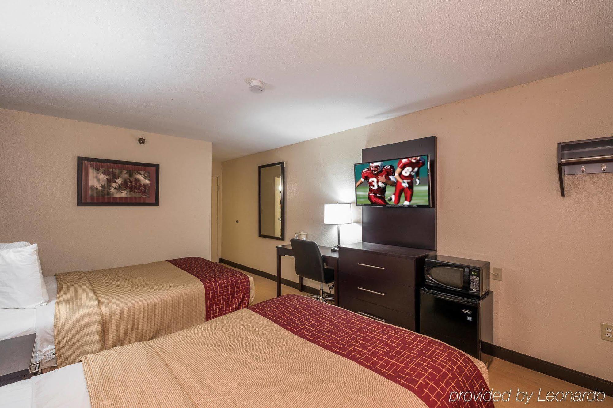 Red Roof Inn Jacksonville - Cruise Port Kültér fotó